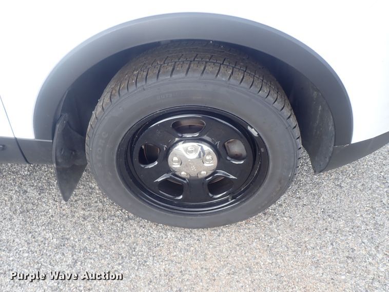 image for item DE0676 2017 Ford Explorer Police Interceptor  SUV