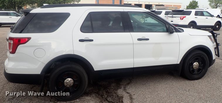 image for item DE0677 2017 Ford Explorer Police Interceptor  SUV