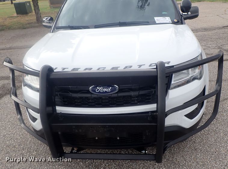 image for item DE0677 2017 Ford Explorer Police Interceptor  SUV