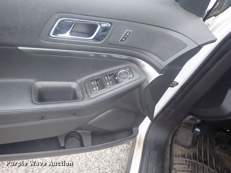 image for item DE0678 2014 Ford Explorer Police Interceptor  SUV