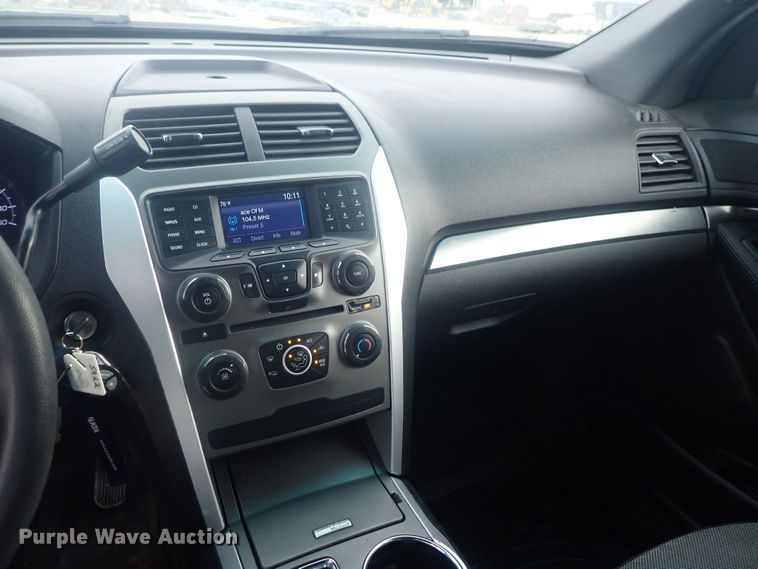 image for item DE0680 2015 Ford Explorer Police Interceptor  SUV