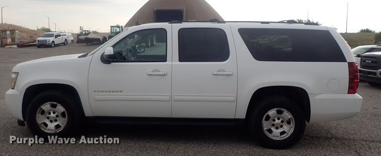 image for item DE0681 2011 Chevrolet Suburban 1500  SUV
