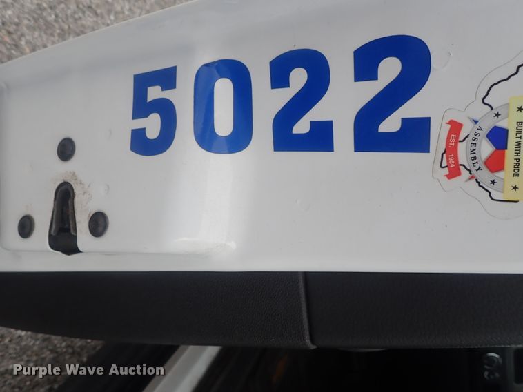 image for item DE0681 2011 Chevrolet Suburban 1500  SUV