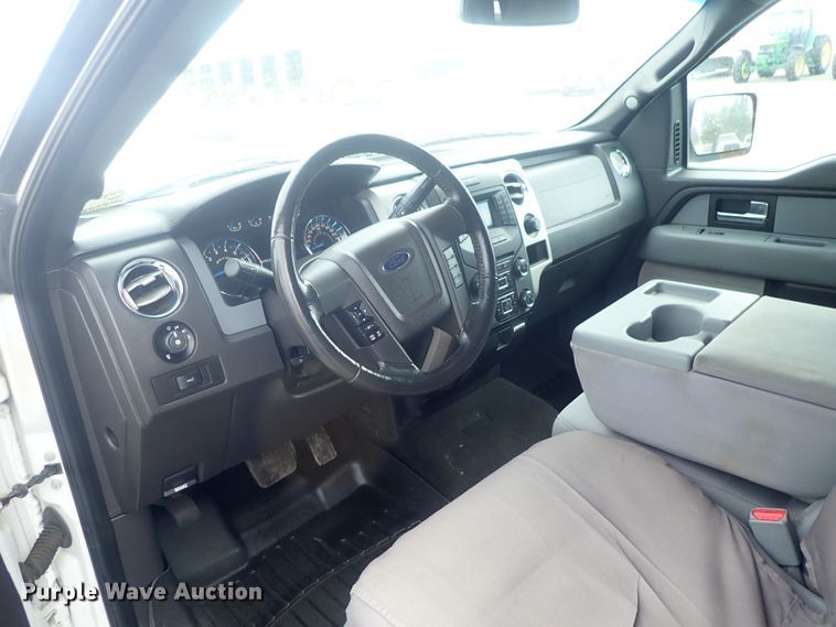 image for item DE0682 2013 Ford F150  SuperCrew pickup truck