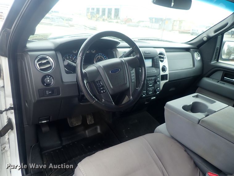 image for item DE0682 2013 Ford F150  SuperCrew pickup truck