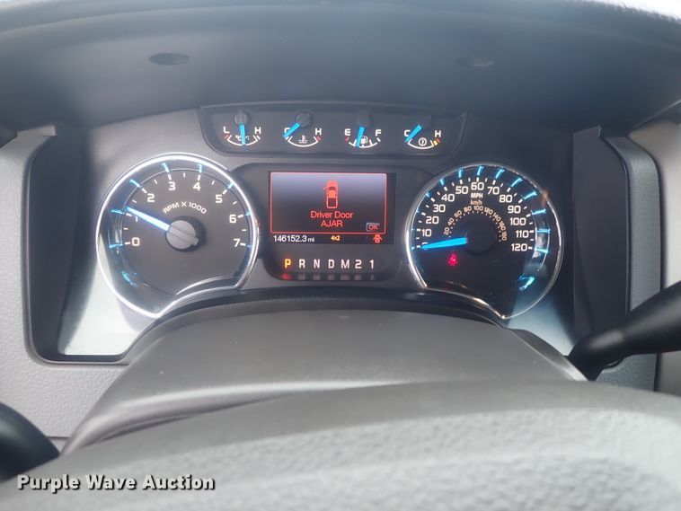 image for item DE0682 2013 Ford F150  SuperCrew pickup truck