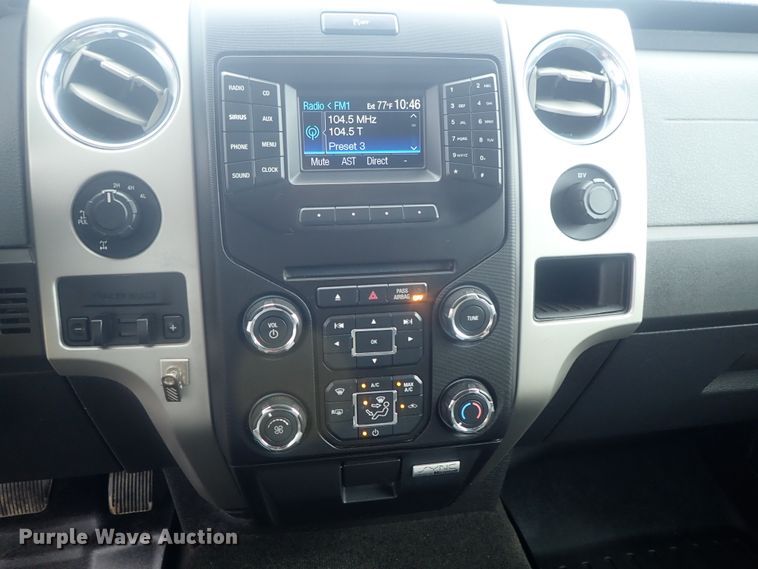 image for item DE0682 2013 Ford F150  SuperCrew pickup truck