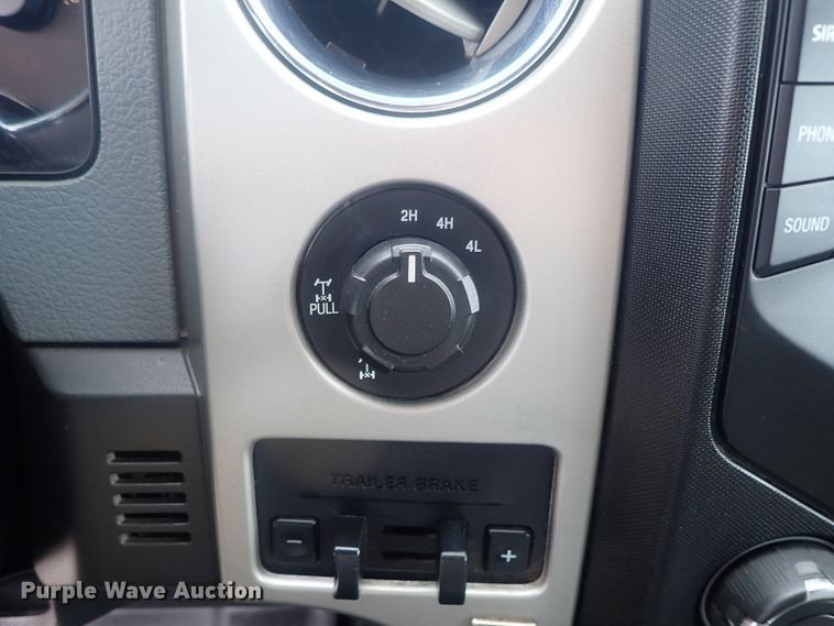 image for item DE0682 2013 Ford F150  SuperCrew pickup truck