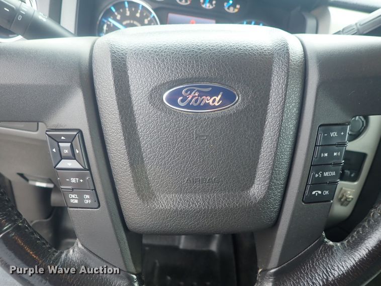 image for item DE0682 2013 Ford F150  SuperCrew pickup truck