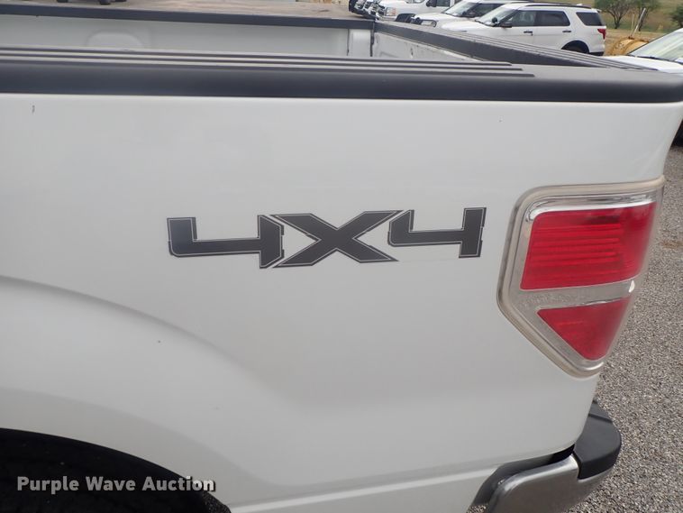 image for item DE0682 2013 Ford F150  SuperCrew pickup truck