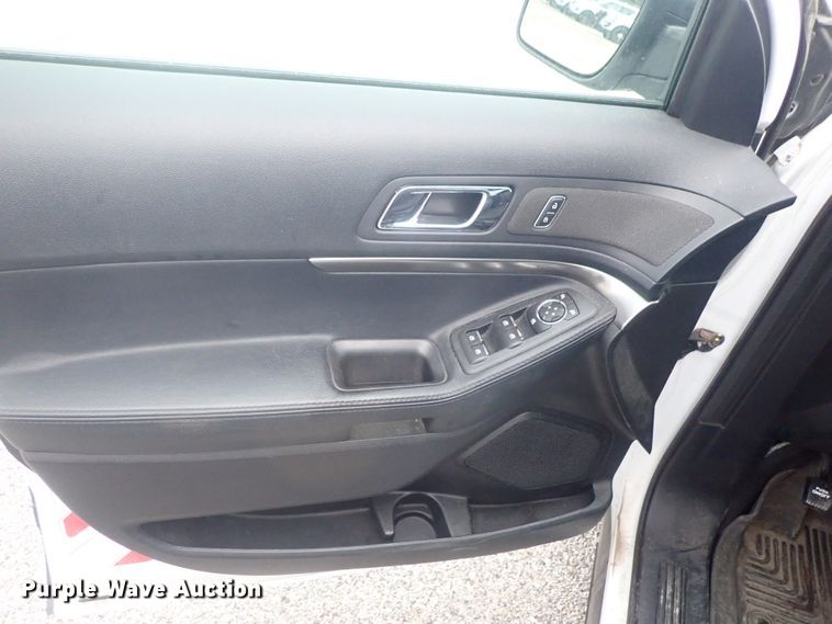 image for item DE0684 2016 Ford Explorer Police Interceptor  SUV