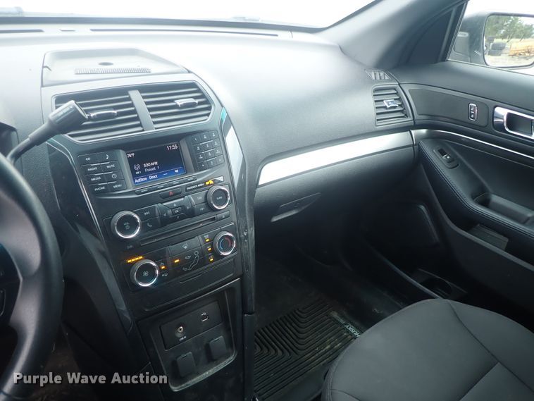 image for item DE0684 2016 Ford Explorer Police Interceptor  SUV