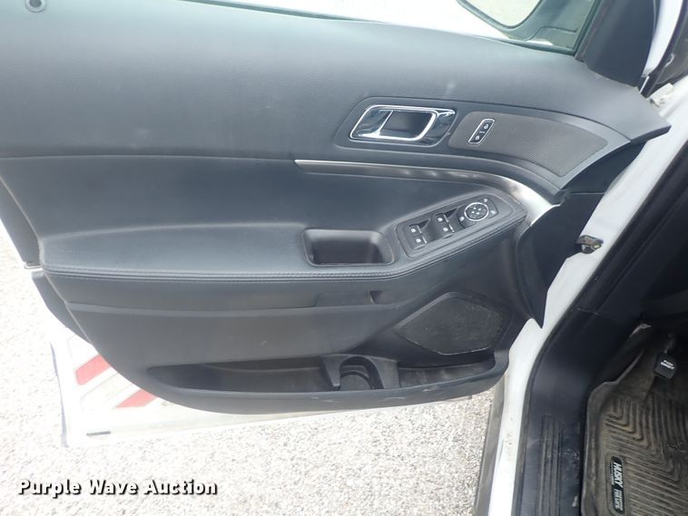 image for item DE0686 2016 Ford Explorer Police Interceptor  SUV