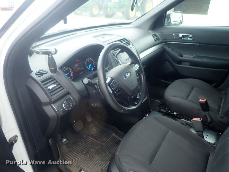 image for item DE0686 2016 Ford Explorer Police Interceptor  SUV