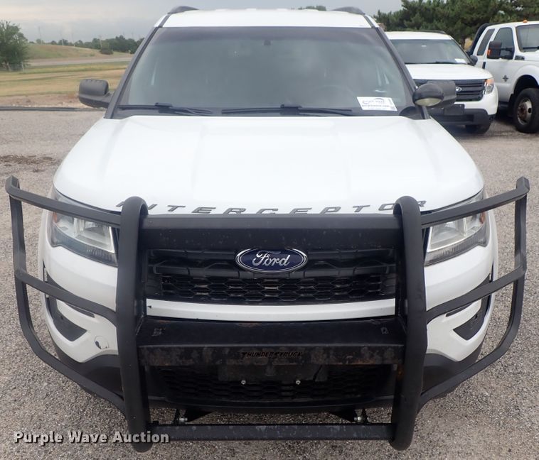 image for item DE0690 2016 Ford Explorer Police Interceptor  SUV
