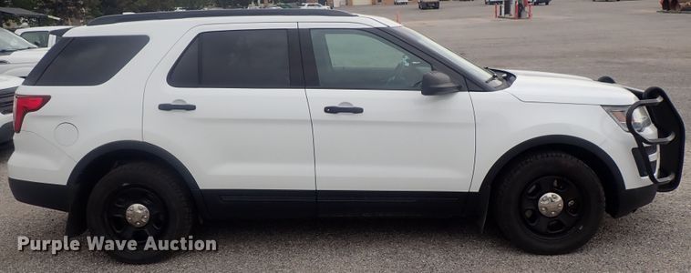 image for item DE0690 2016 Ford Explorer Police Interceptor  SUV