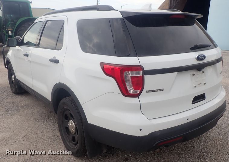 image for item DE0690 2016 Ford Explorer Police Interceptor  SUV