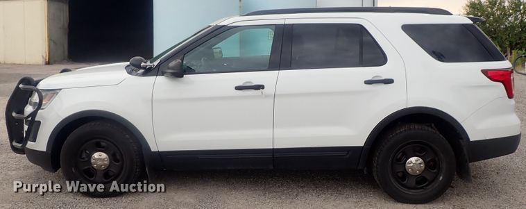 image for item DE0690 2016 Ford Explorer Police Interceptor  SUV