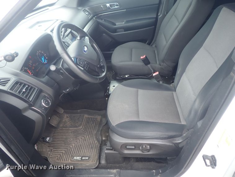 image for item DE0690 2016 Ford Explorer Police Interceptor  SUV