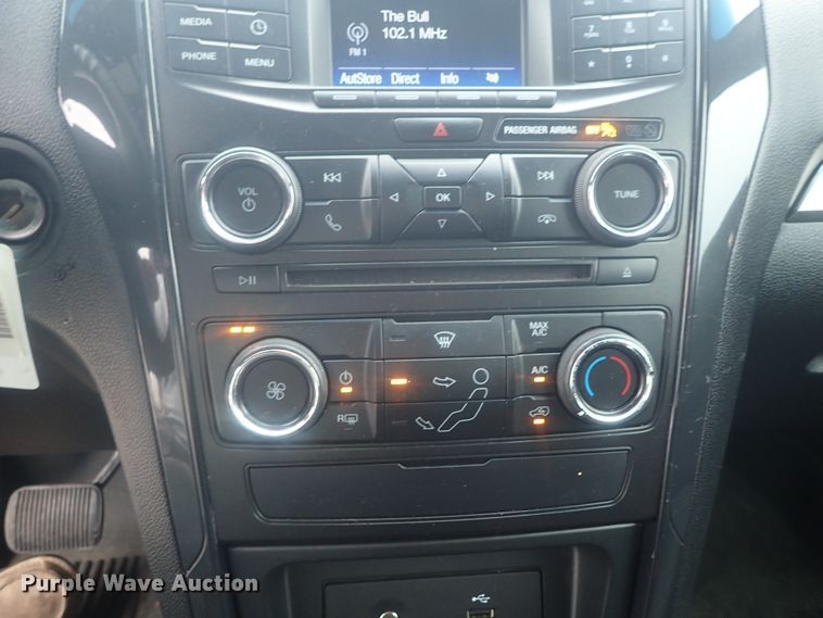 image for item DE0690 2016 Ford Explorer Police Interceptor  SUV