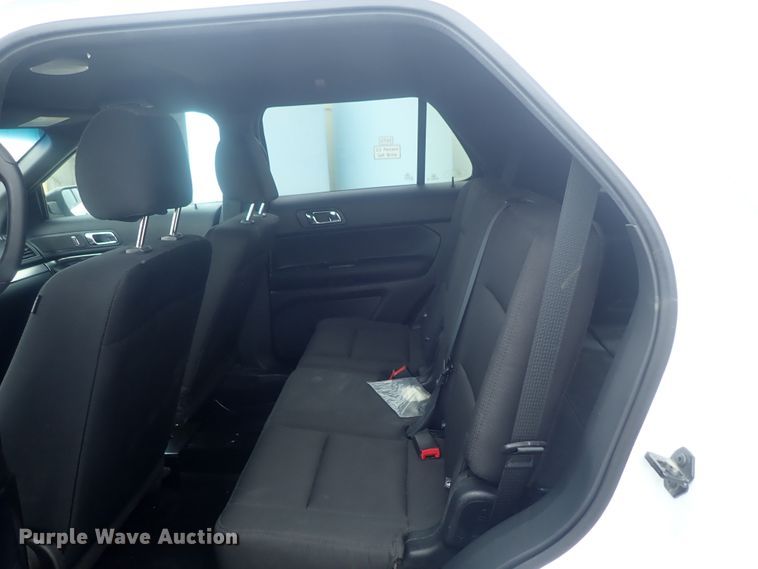 image for item DE0690 2016 Ford Explorer Police Interceptor  SUV