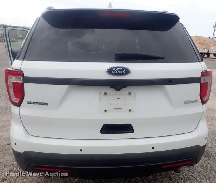 image for item DE0690 2016 Ford Explorer Police Interceptor  SUV