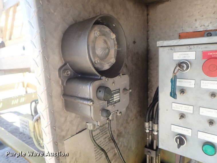 image for item DE0691 1997 Hydra Platform HP32 bridge inspection lift