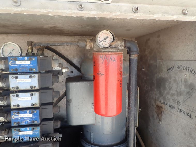 image for item DE0691 1997 Hydra Platform HP32 bridge inspection lift