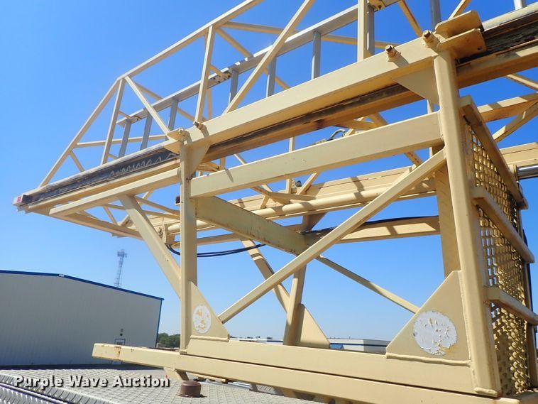 image for item DE0691 1997 Hydra Platform HP32 bridge inspection lift