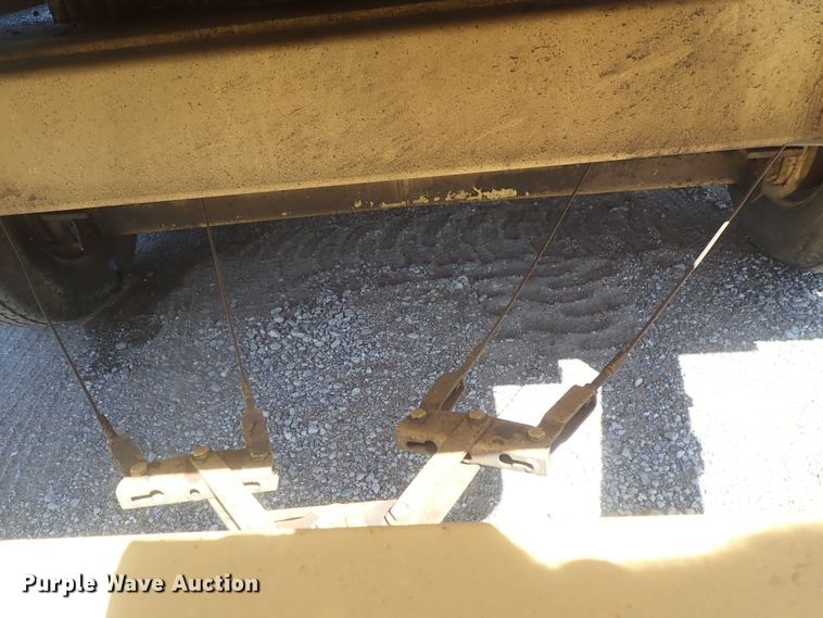 image for item DE0691 1997 Hydra Platform HP32 bridge inspection lift