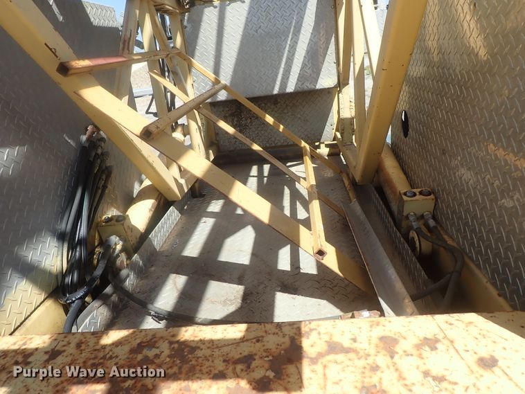 image for item DE0691 1997 Hydra Platform HP32 bridge inspection lift