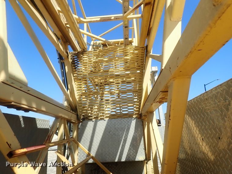 image for item DE0691 1997 Hydra Platform HP32 bridge inspection lift