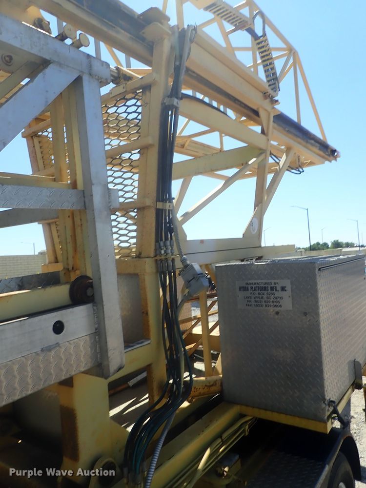 image for item DE0691 1997 Hydra Platform HP32 bridge inspection lift