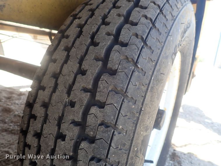 image for item DE0691 1997 Hydra Platform HP32 bridge inspection lift