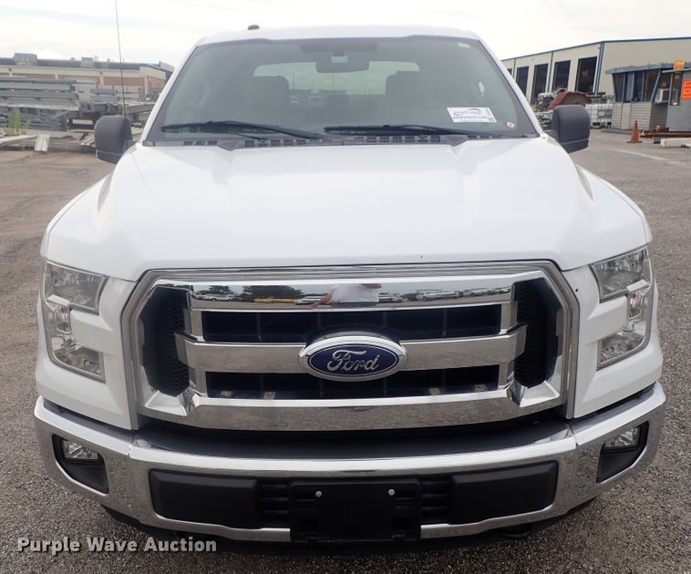 image for item DE0692 2016 Ford F150  SuperCrew pickup truck