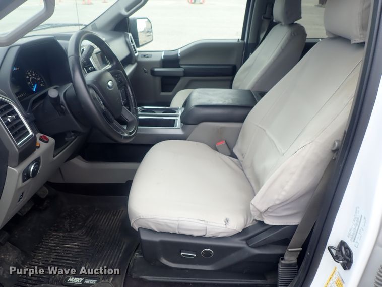 image for item DE0692 2016 Ford F150  SuperCrew pickup truck