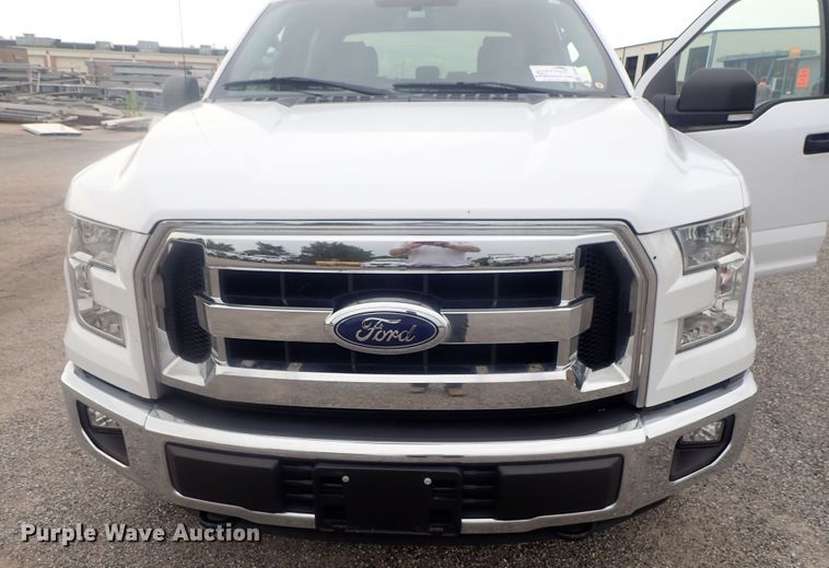 image for item DE0692 2016 Ford F150  SuperCrew pickup truck
