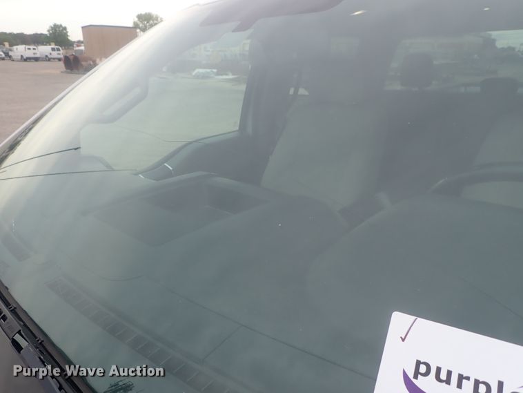 image for item DE0692 2016 Ford F150  SuperCrew pickup truck