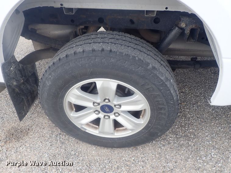 image for item DE0692 2016 Ford F150  SuperCrew pickup truck