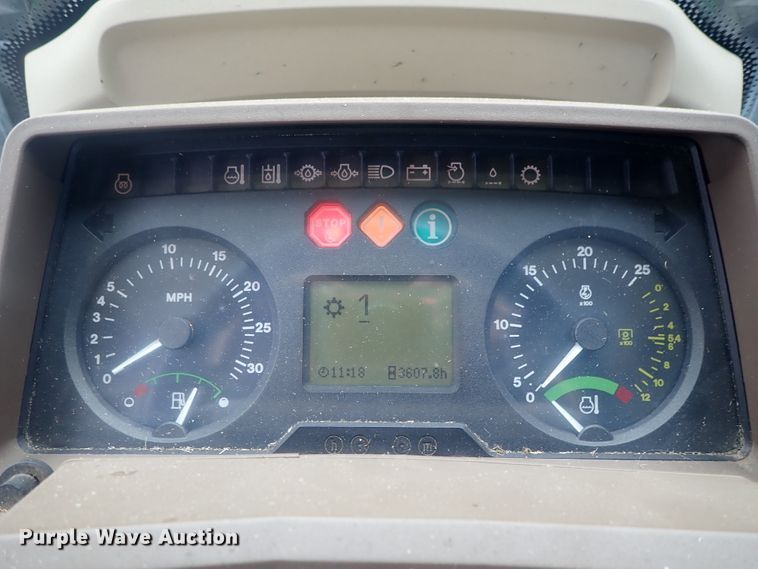 image for item DE0693 John Deere 7220  MFWD tractor