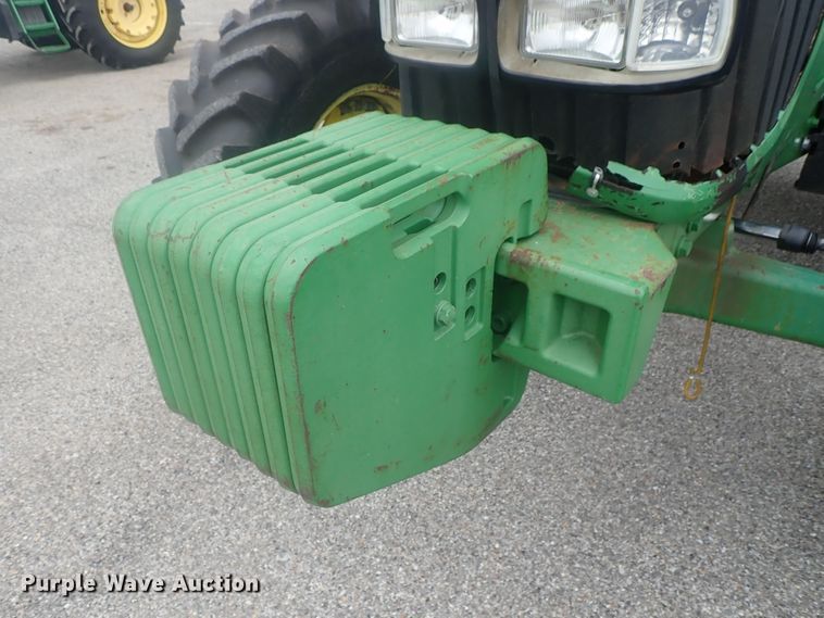 image for item DE0693 John Deere 7220  MFWD tractor