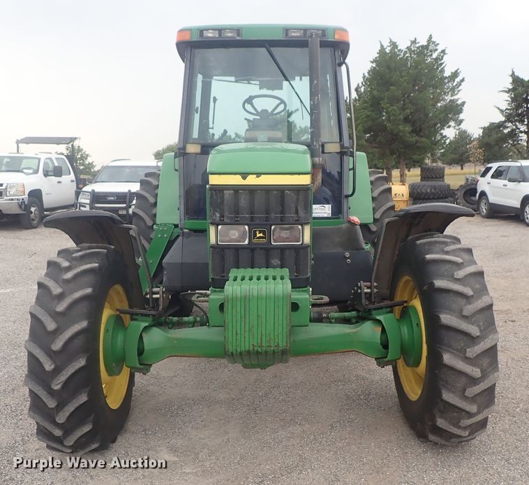 image for item DE0694 John Deere 7210  MFWD tractor