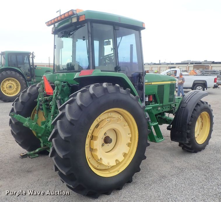 image for item DE0694 John Deere 7210  MFWD tractor