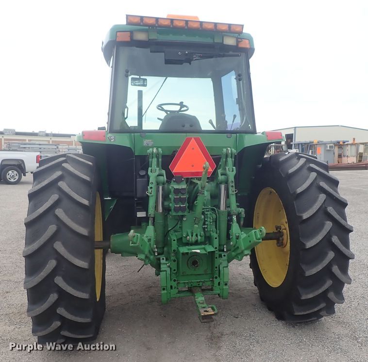 image for item DE0694 John Deere 7210  MFWD tractor