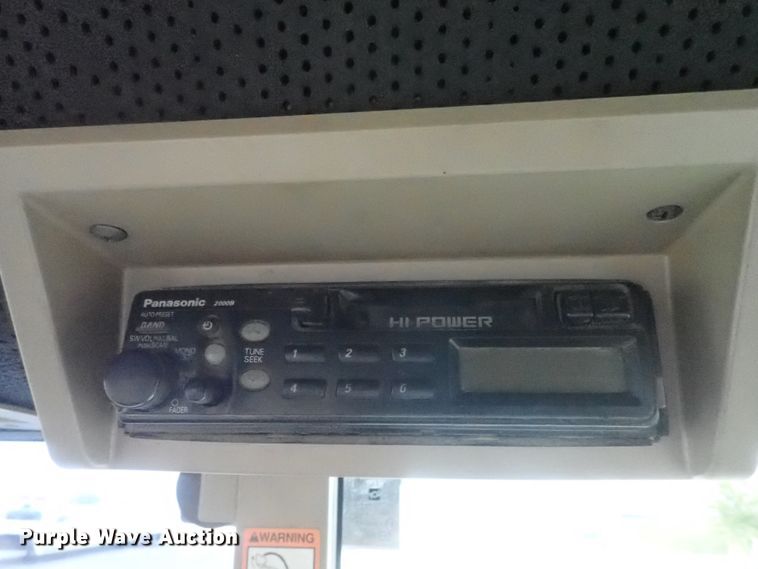 image for item DE0694 John Deere 7210  MFWD tractor