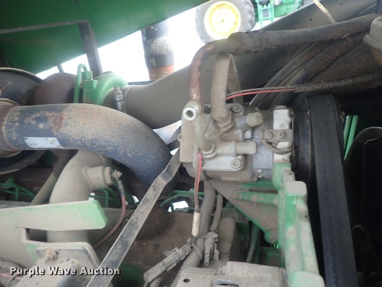 image for item DE0694 John Deere 7210  MFWD tractor