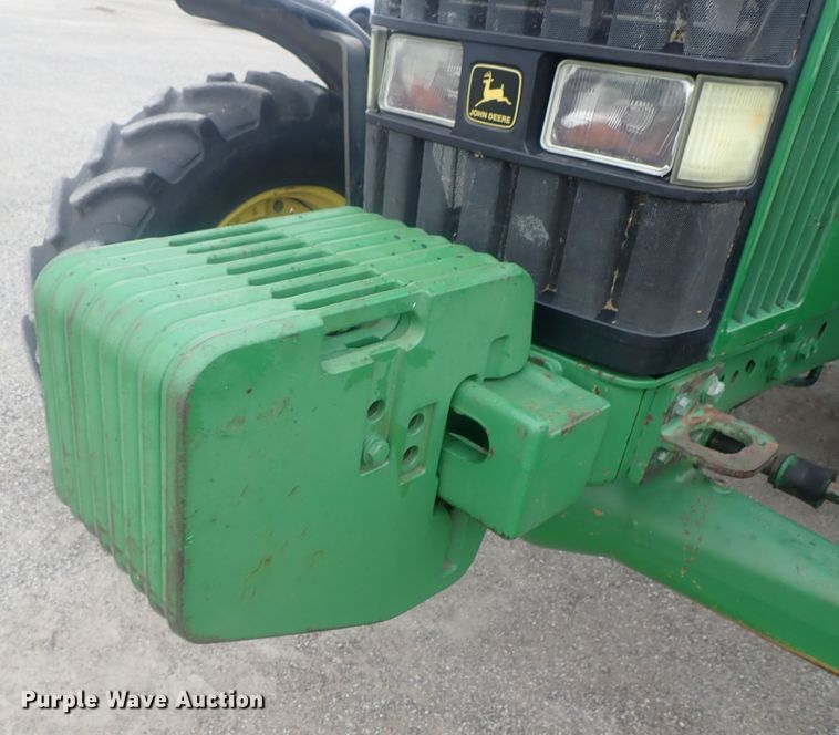 image for item DE0694 John Deere 7210  MFWD tractor