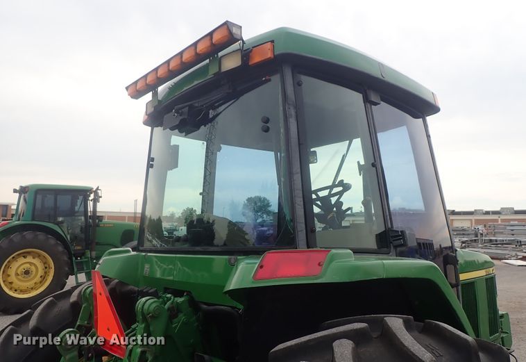 image for item DE0694 John Deere 7210  MFWD tractor