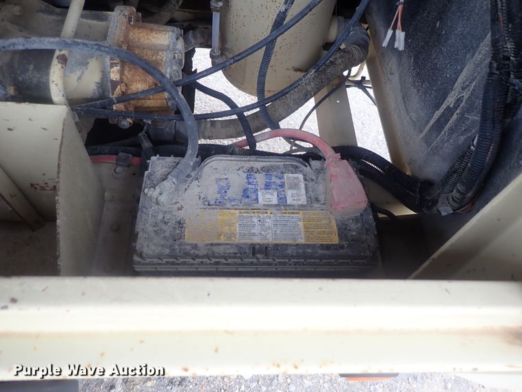 image for item DE0698 2007 Ingersoll Rand XP185  air compressor