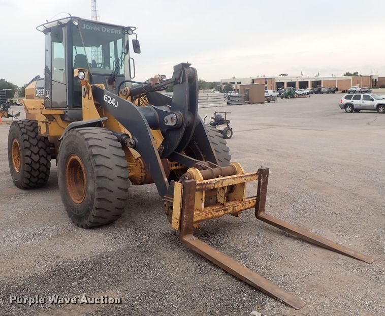 image for item DE0699 2005 John Deere 624J  wheel loader